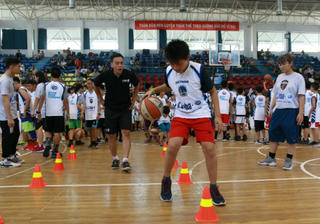 Lần thứ 5 Sữa Cô gái Hà Lan đồng hành cùng chương trình JR.NBA Việt Nam