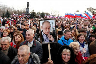 Người dân Nga nức lòng với chiến thắng của Tổng thống Vladimir Putin  