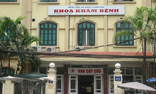 Bác sĩ Bệnh viện Đa khoa Xanh Pôn bị “tố” thiếu trách nhiệm?