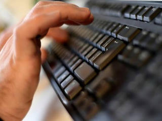 Anh và Hà Lan phối hợp đánh sập một trang web tội phạm lớn