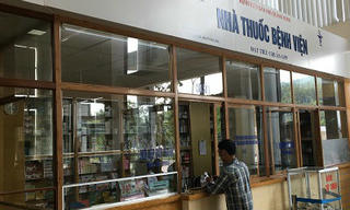 Giám sát việc bán thuốc không đơn