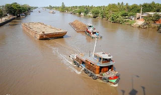 Dự thảo Nghị định về quản lý hoạt động đường thủy nội địa: Một số quy định chưa đảm bảo tính minh bạch