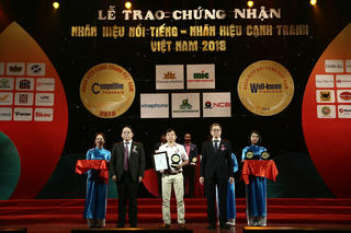 Nhãn hàng sữa Cô gái Hà Lan đạt top 10 nhãn hiệu nổi tiếng Việt Nam 2018