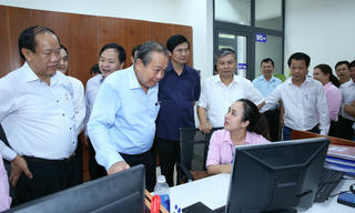 Phó Thủ tướng Thường trực kiểm tra cải cách hành chính tại Quảng Nam