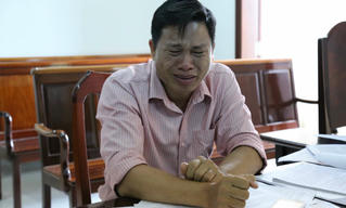 Giáo viên kiện hiệu trưởng vì bị sa thải trái luật?