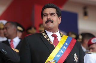 Tổng thống Venezuela bị ám sát hụt