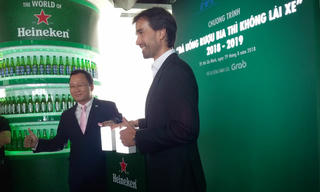 Heineken hợp tác với Grab thực hiện chiến dịch "Đã uống rượu bia thì không lái xe"