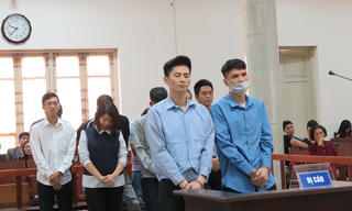 Bị hại vỗ tay vì chủ sàn vàng bị phạt 22 năm tù