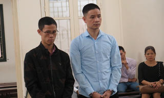 Giả cán bộ ngân hàng lừa đảo xin việc vào ngành Công an