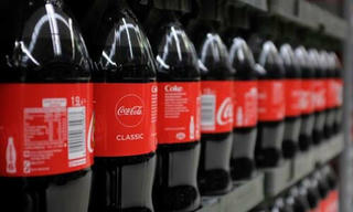 Cho con uống toàn Coca-Cola, bố nghiện rượu phải ngồi tù