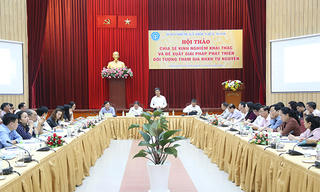 Kinh nghiệm phát triển đối tượng tham gia BHXH tự nguyện: Những câu chuyện “bám làng, bám dân”