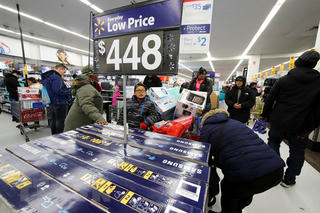 Xu hướng mua sắm trực tuyến lên ngôi tại Mỹ dịp Black Friday