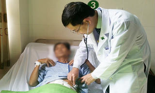 Điều trị thành công cho bệnh nhân bị táo bón hơn 20 năm vì đại tràng dài bất thường