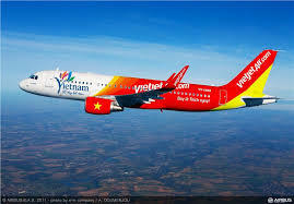 VietJet Air chuyển hướng, điều chỉnh giờ nhiều chuyến bay đến TP HCM