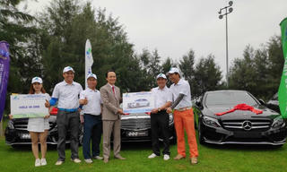 Xuất hiện Hole In One trị giá chục tỷ đồng tại Bamboo Airways Takeoff Golf Tournament 2018