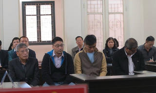 Công ty chứng khoán “hô biến” hồ sơ lừa đảo ngân hàng