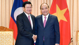 Hai Thủ tướng đồng chủ trì Kỳ họp 41 Ủy ban Liên Chính phủ Việt Nam - Lào