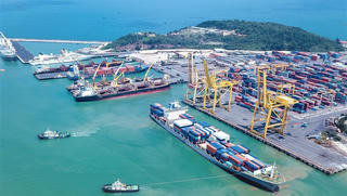 Hiện đại hóa cảng container ở miền Trung: VIMC có đủ “lực” đầu tư Cảng Liên Chiểu?