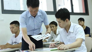 Đổi mới thi THPT quốc gia 2019 có giảm được tiêu cực?