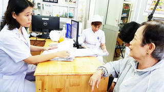 Chuyên gia dinh dưỡng khuyên chế độ ăn đối với người bệnh dịp Tết