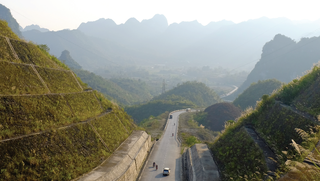 Khát vọng phồn vinh từ vùng đất... 'ngủ quên'