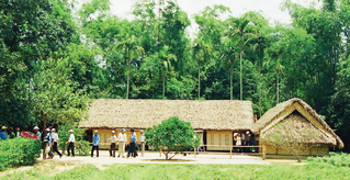 Đảng bộ, chính quyền, nhân dân quê hương Bác Hồ đoàn kết - đồng lòng vì sự phát triển