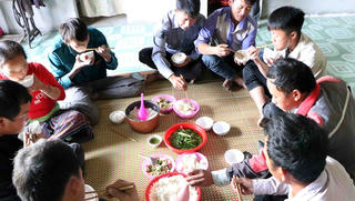 Bản không rượu ở Lai Châu