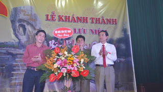 Khánh thành Khu bia lưu niệm 'Bến không chồng'