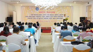 Nâng cao kiến thức về BHXH, BHYT, BH thất nghiệp cho nhà báo, phóng viên