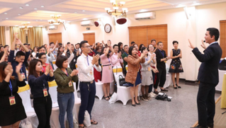Bài học sau 8 lần “đập” công ty để xây lại: Kinh doanh là trao giá trị