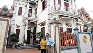 Vươn lên từ... bất hảo