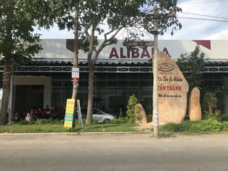 Cái gọi là “Tập đoàn địa ốc Alibaba” sống chết chống đối lực lượng cưỡng chế “dự án ma”: Hành vi coi thường kỷ cương phép nước phải xử lý nghiêm