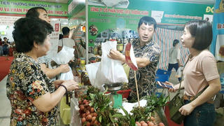 Tăng cường kết nối để tiêu thụ sản phẩm