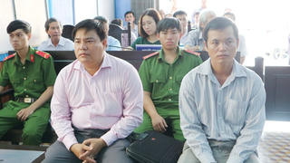 Xét xử lại nghi án “phân rởm” ở Sóc Trăng: Nhiều điều uẩn khúc gây tranh cãi vẫn chưa được làm rõ