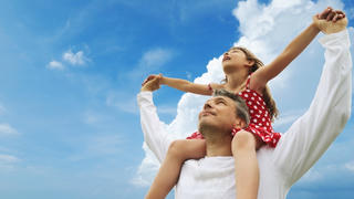 Trên bờ vai của 'người tình kiếp trước'