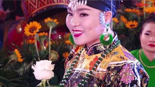 Bát nháo showbiz - Tự phong danh xưng cho… “sang mồm”!?