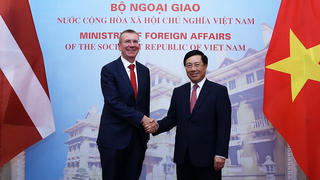 Latvia ủng hộ giải quyết các tranh chấp ở Biển Đông bằng các biện pháp hòa bình