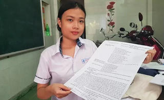 Thí sinh nhận đề thi giấy A3 được miễn học phí đại học