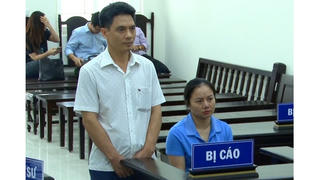 Lừa thi tiếng Anh cho cả trăm người, cựu giảng viên đại học lĩnh án