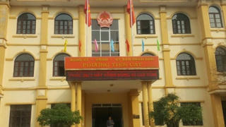 UBND phường chuẩn bị hầu tòa vì đường nước thải