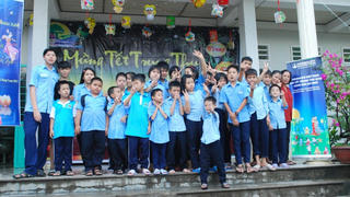 Herbalife Việt Nam tổ chức hoạt động vui tết trung thu cho trẻ em có hoàn cảnh khó khăn