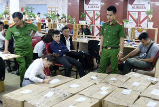Vì sao nhiều người 'sập bẫy' Alibaba? 