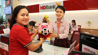Gửi tiết kiệm nhận quà hấp dẫn, đồng hành cùng giải Futsal HDBank Đông Nam Á
