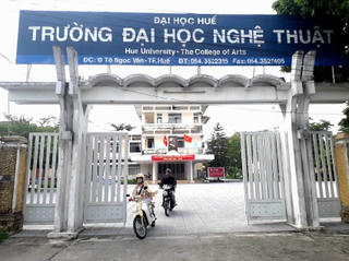 Lời kêu cứu từ cái nôi đào tạo nghệ thuật miền Trung  