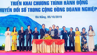 “Đo ni đóng giày” cho doanh nghiệp trong chuyển đổi số