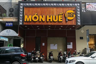 Món Huế bị phong tỏa tài khoản