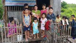 Hỏa hoạn thiêu rụi một căn nhà, 7 đứa trẻ may mắn thoát nạn