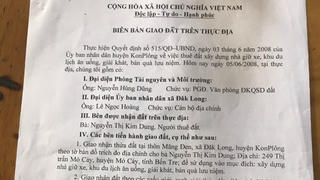 Kon Tum: Chưa được bổ nhiệm đã ký tên “Chủ tịch” tại biên bản giao đất