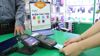 Cung cấp dịch vụ thanh toán không qua tài khoản của khách hàng: Tại sao lại chỉ cho phép doanh nghiệp bưu chính công ích?