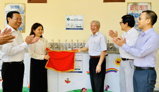 Niềm vui 'nước sạch học đường' trước thềm năm mới tại huyện Bình Đại, Bến Tre